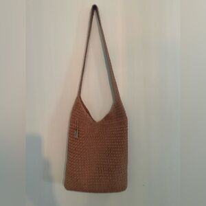 Jacqueline Ferrar Woven Shoulder Bag in Tan